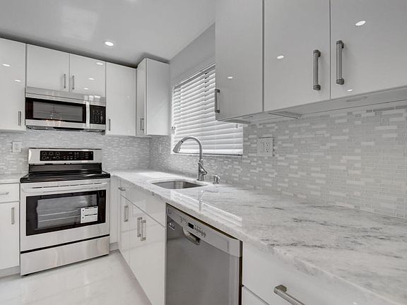 2nd image of 15072 Ashland Pl APT 134