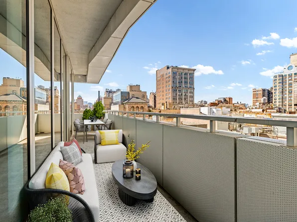 121 East 22nd Street image 9 of 22