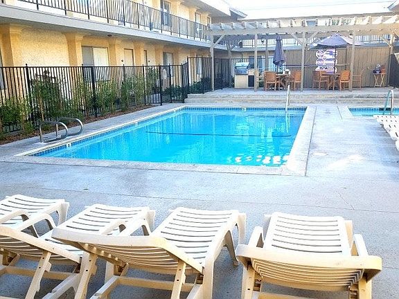 Sparkling Pool
