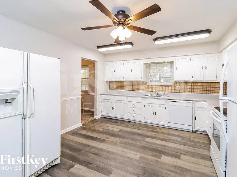 7169 Woodland Cir — Photo 5