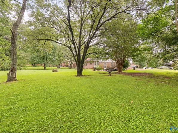 2912 Moss Rd NW, Huntsville, AL 35810