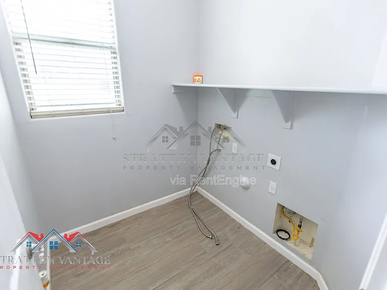 3068 E Ravenswood Dr — Photo 30
