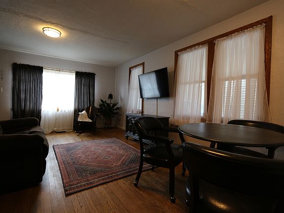 5th image of 232 Nova St