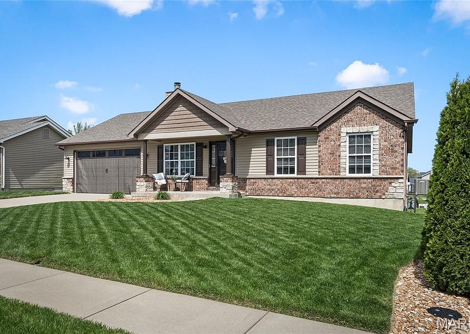 1618 Spring Mill Dr, Wentzville, MO 63385 | Zillow