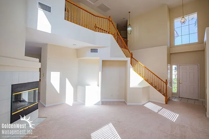 9776 Floweret Ave — Photo 2