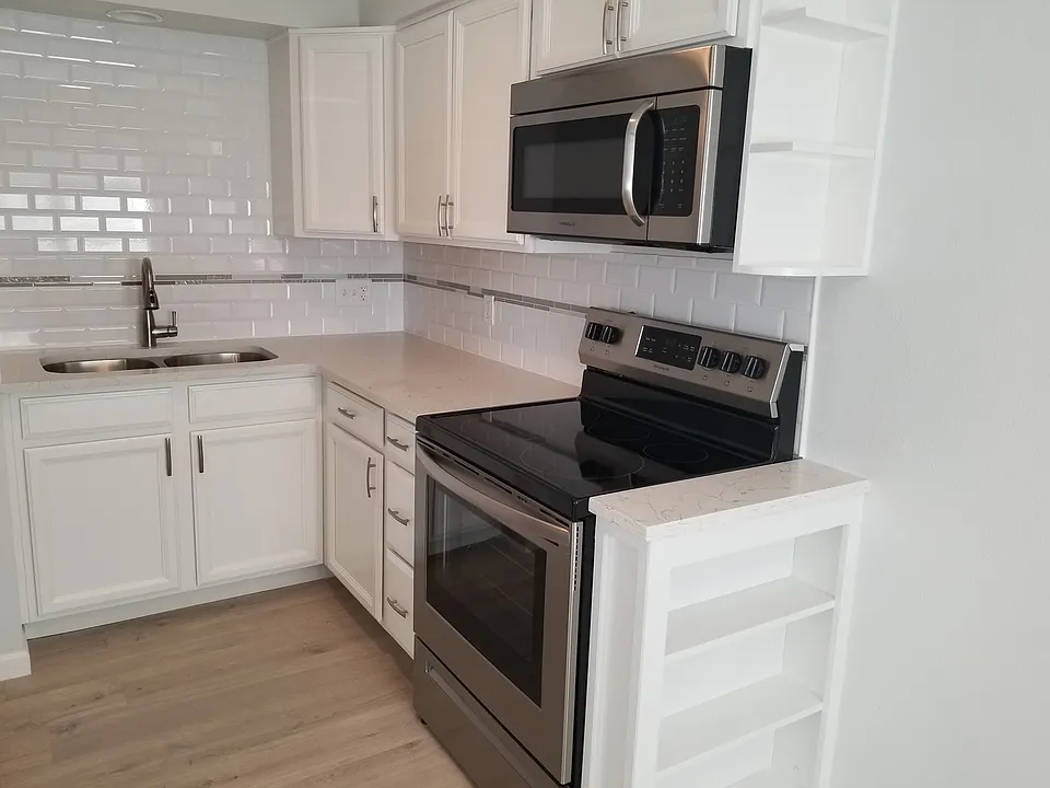 5580 S. Curtice Street 4-Plex