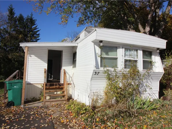 2880 Macedon Center Rd, Palmyra, NY 14522