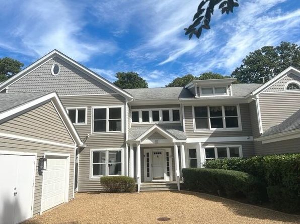 200 Sandpiper Ln #11, Tisbury, MA 02568