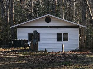 129 Deer Dr, Bracey, VA 23919