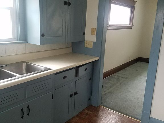 3rd image of 78 Wilson St #3013700027