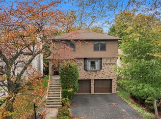 468 Morse Ave, Ridgefield, NJ 07657