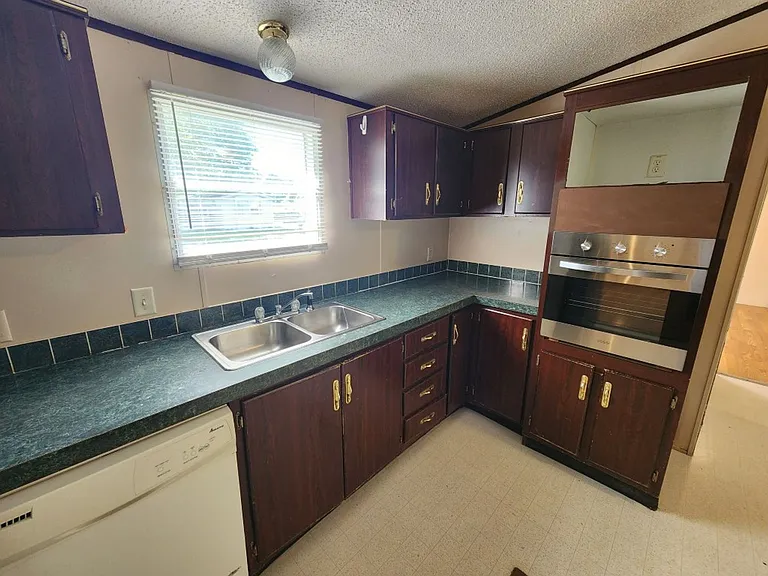 15 Wilma Ln — Photo 7