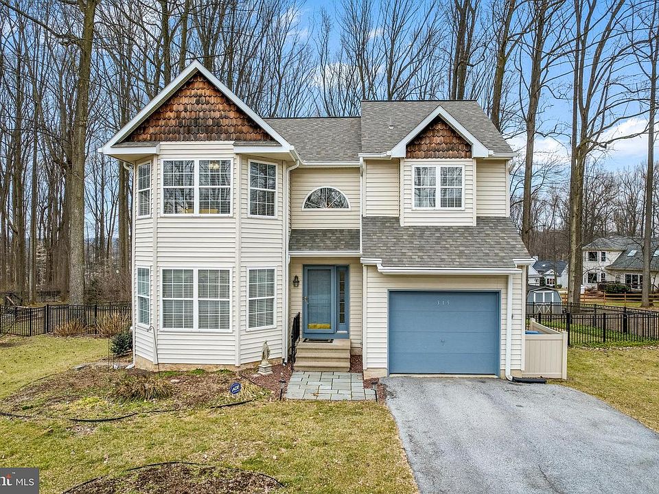 1st image of 315 Baltusrol Dr