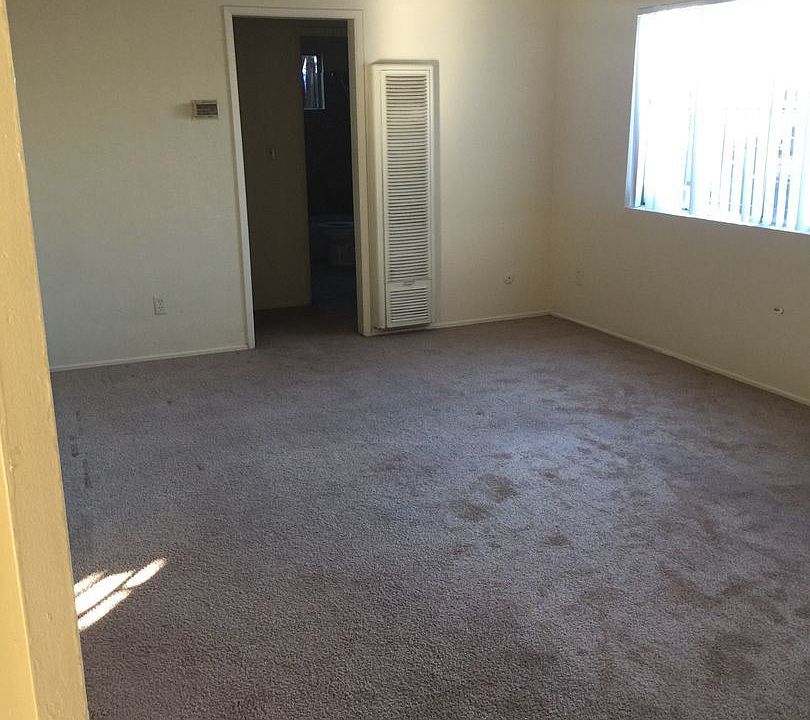 2nd image of 4265 Altadena Ave #16