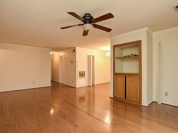 4th image of 1101 Huntmaster Ter NE Unit 101