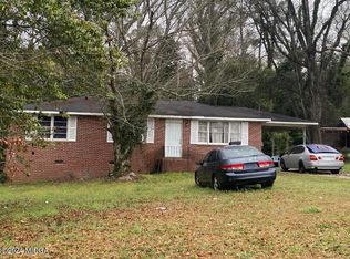 2230 Greenwood Dr, Macon, GA 31211