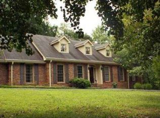 36 Rock Crest Dr, Signal Mountain, TN 37377