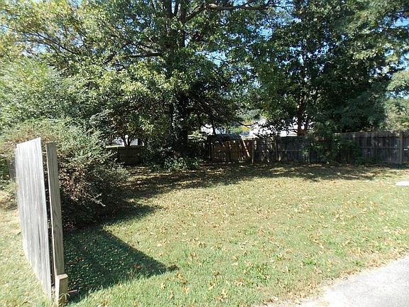 4th image of 501 N Bruffey St