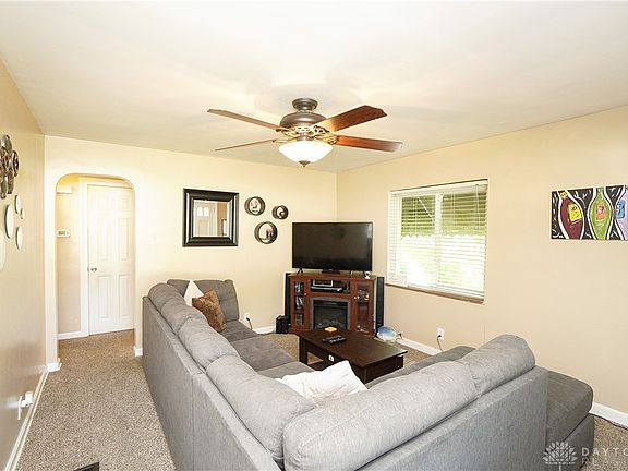 4th image of 6970 Clovernook Ave