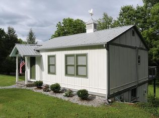 593 E Main St, Brevard, NC 28712