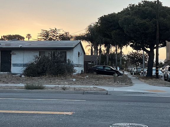 2nd image of 8265 Citrus Ave