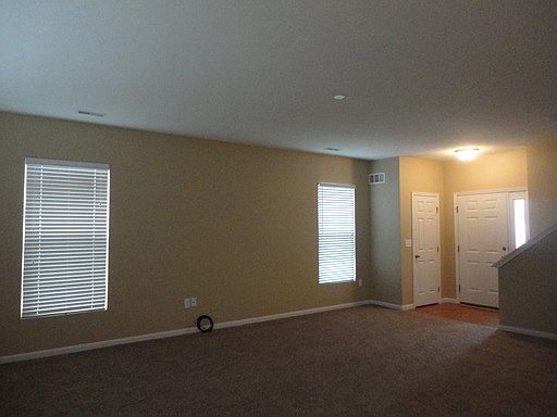3rd image of 238 Hennepin Dr