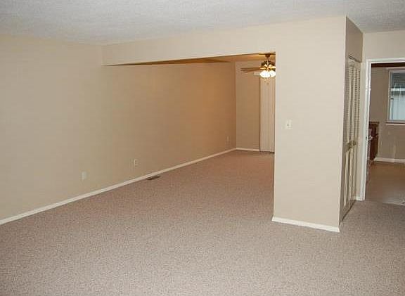 2nd image of 8322 Hadley St