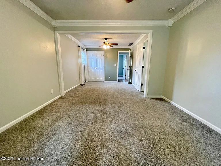 4800 Libby Ln — Photo 8