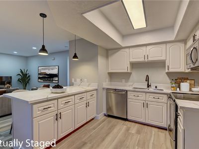 913 Boulder Springs Dr Unit 202, Las Vegas, NV, 89128