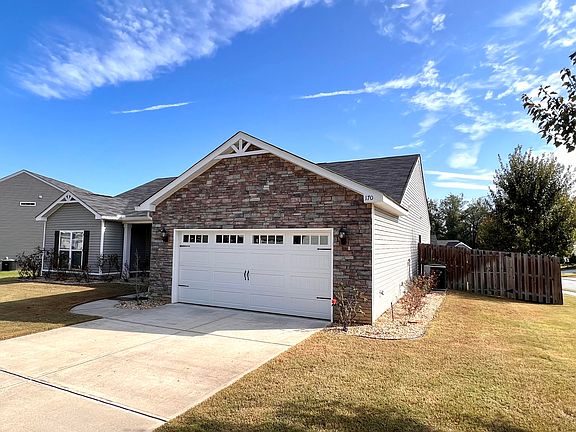 3rd image of 300 Brickyard Creek Court