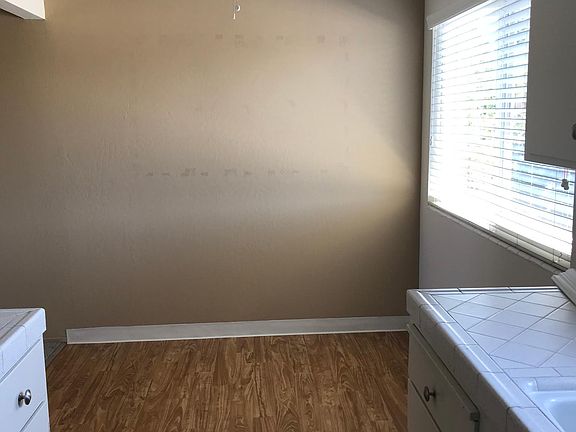 5th image of 741 Layne Ct #29yn3jmky