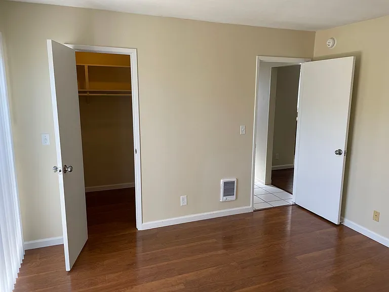 399 Ellwood Beach Dr — Photo 19