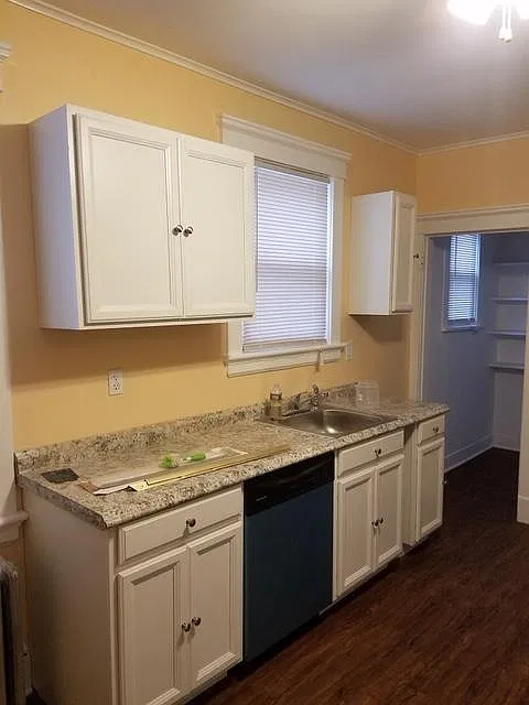 3 bed, 1100 sqft, $2,900 — Photo 3