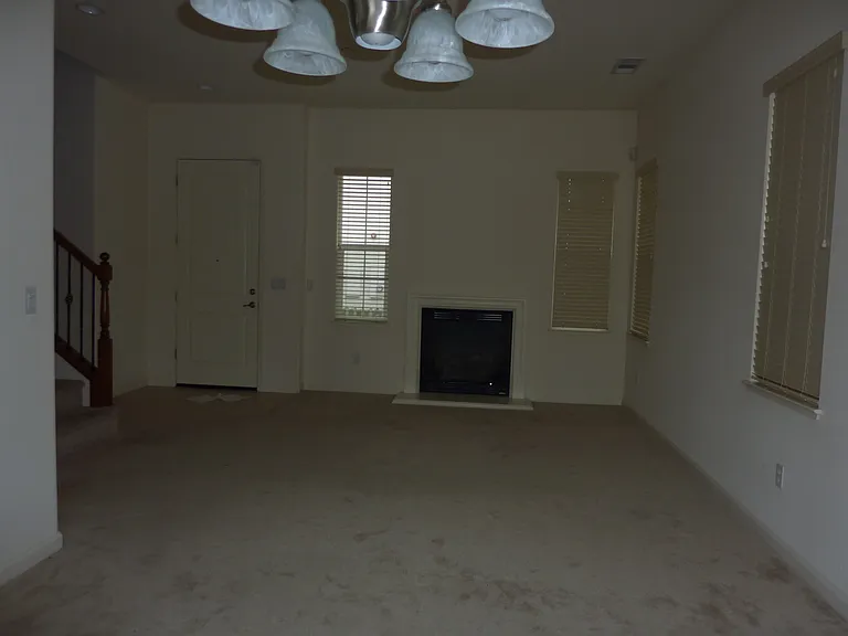 2143 Prato St — Photo 6