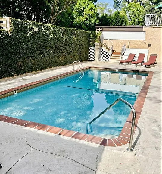 5139 Balboa Blvd #2 — Photo 31