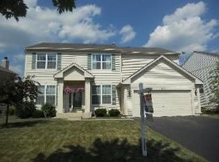 9492 Inverness Dr, Huntley, IL 60142