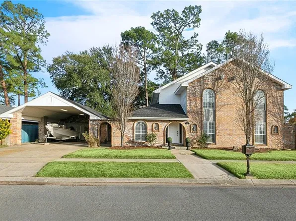 2021 Gallo Dr, Chalmette, LA 70043