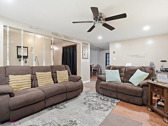 5th image of 5914 Cadman Dr