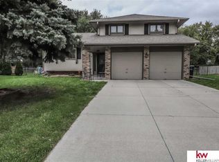 7523 Drexel St, Ralston, NE 68127