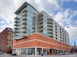 909 W Washington Blvd APT 601, Chicago, IL 60607
