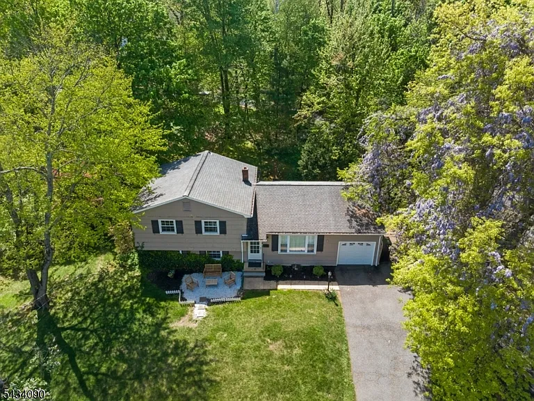 28 Ethan Dr — Photo 33