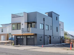 312 E Rapp Rd, Talent, OR 97540