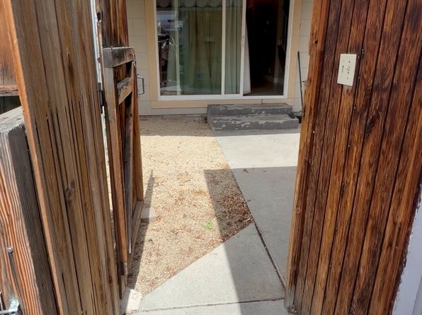 55 Smithridge Park
