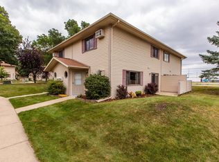 8 Meadow Run Dr SW APT D, Rochester, MN 55902