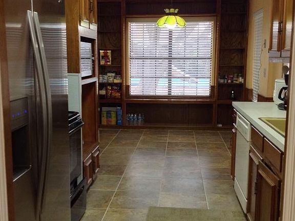 5th image of 4320 Berwick Dr