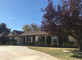 2112 W Avenue L8, Lancaster, CA 93536