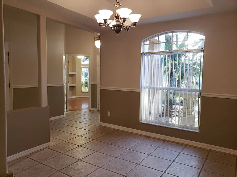 1612 Sweetwater West Cir — Photo 6