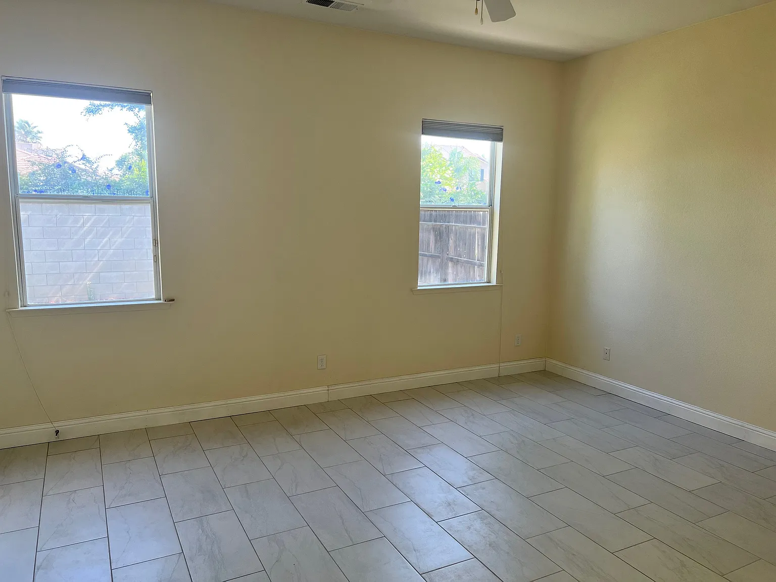 4 bed, 2.5 bath, 2191 sqft, $2,995 — Photo 4