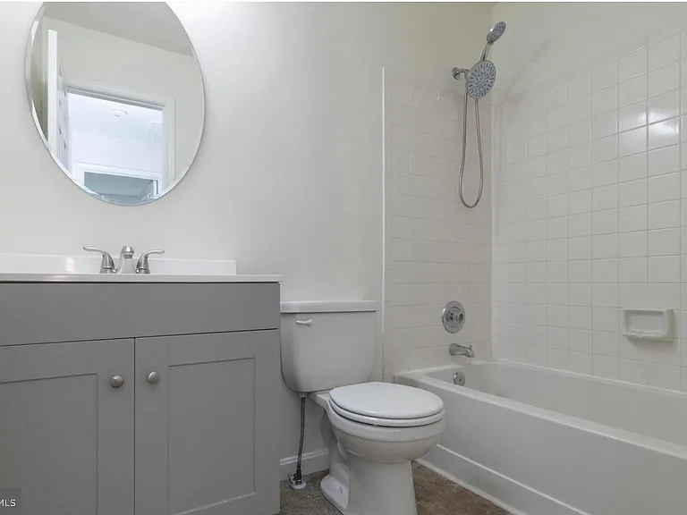 6120 Old Brentford Ct — Photo 23