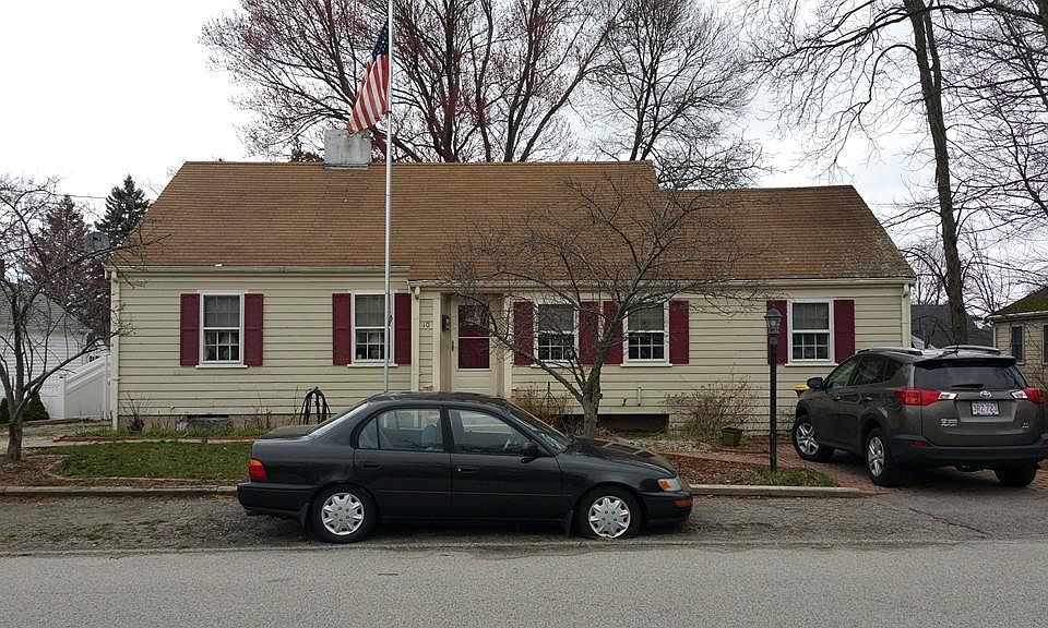 2nd image of 10 Sutton St
